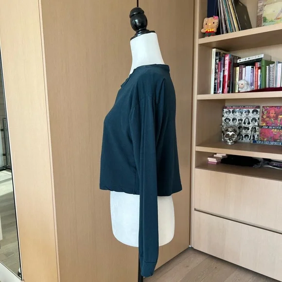 Fashion Nova | Cropped Long Sleeve T-Shirt | Medium | Teal - Picture 6 of 10